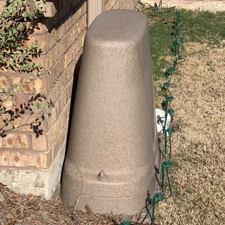 Dekorra Products Backflow Enclosure - Model 301 (34" X 16.5" X 26.5") 6 Dekorra Products Backflow Enclosure - Model 301 (34" X 16.5" X 26.5") - Image 4