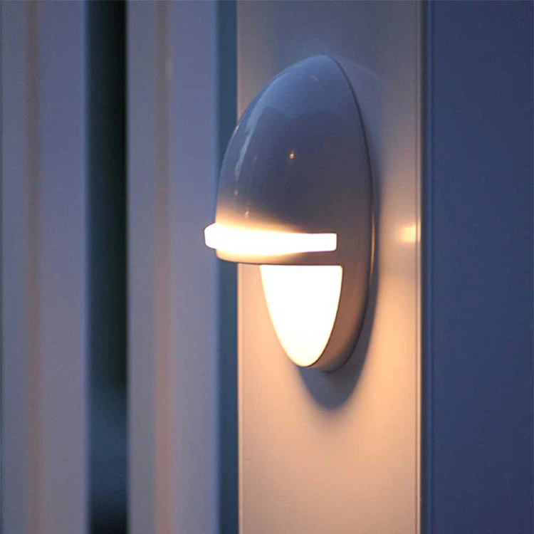TimberTech DeckLites Accent Light 4 TimberTech DeckLites Accent Light - Image 2